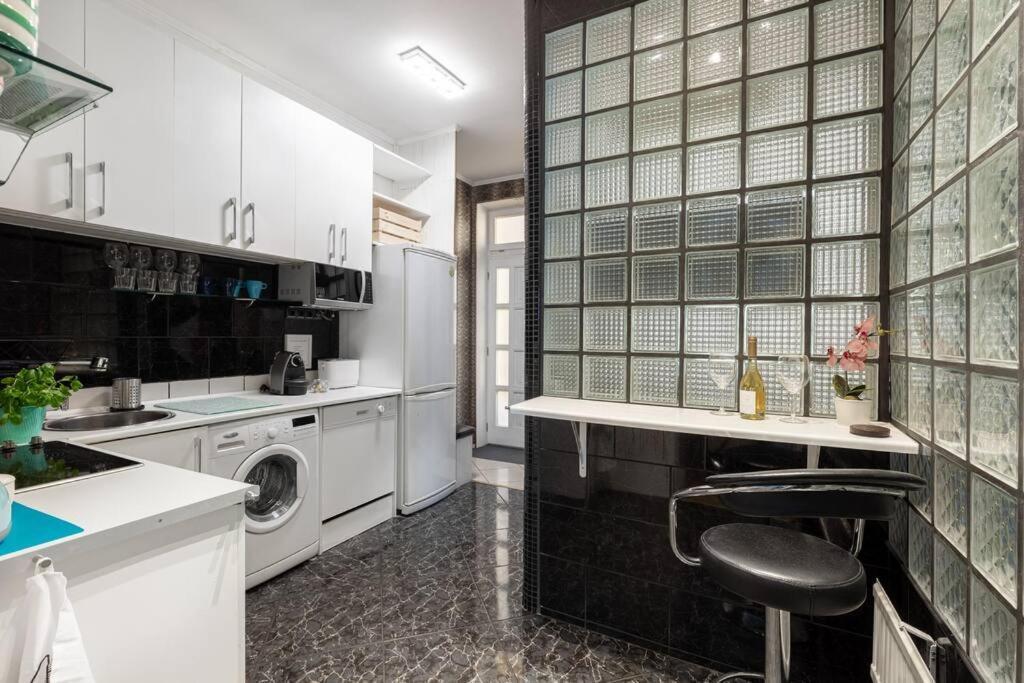Stylish Central Budapest Apartment Bagian luar foto