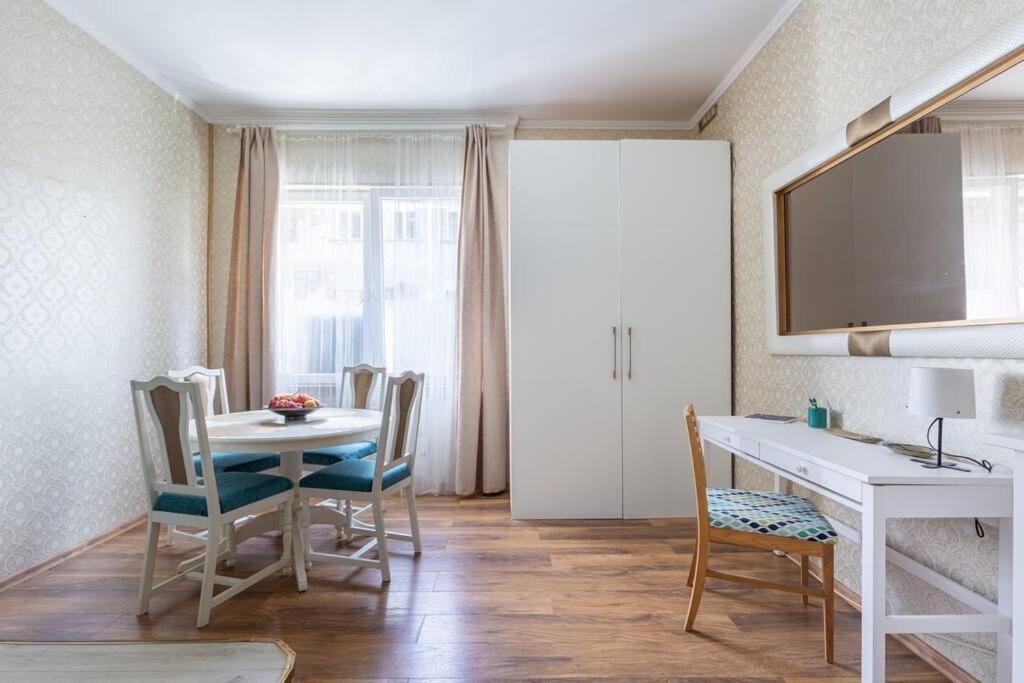 Stylish Central Budapest Apartment Bagian luar foto