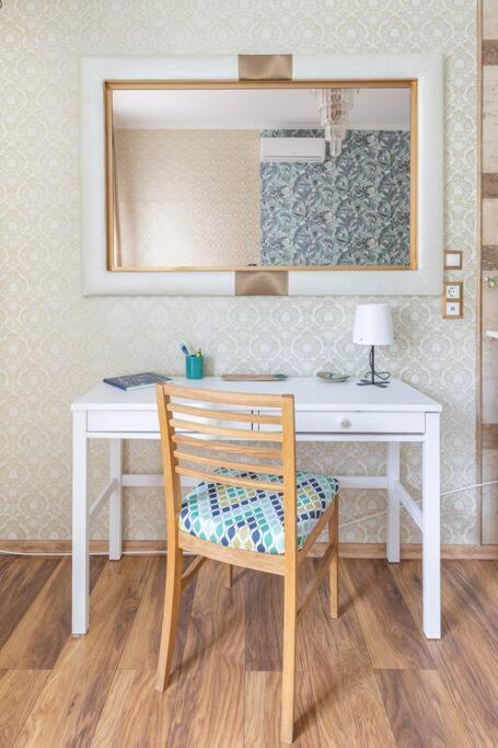 Stylish Central Budapest Apartment Bagian luar foto